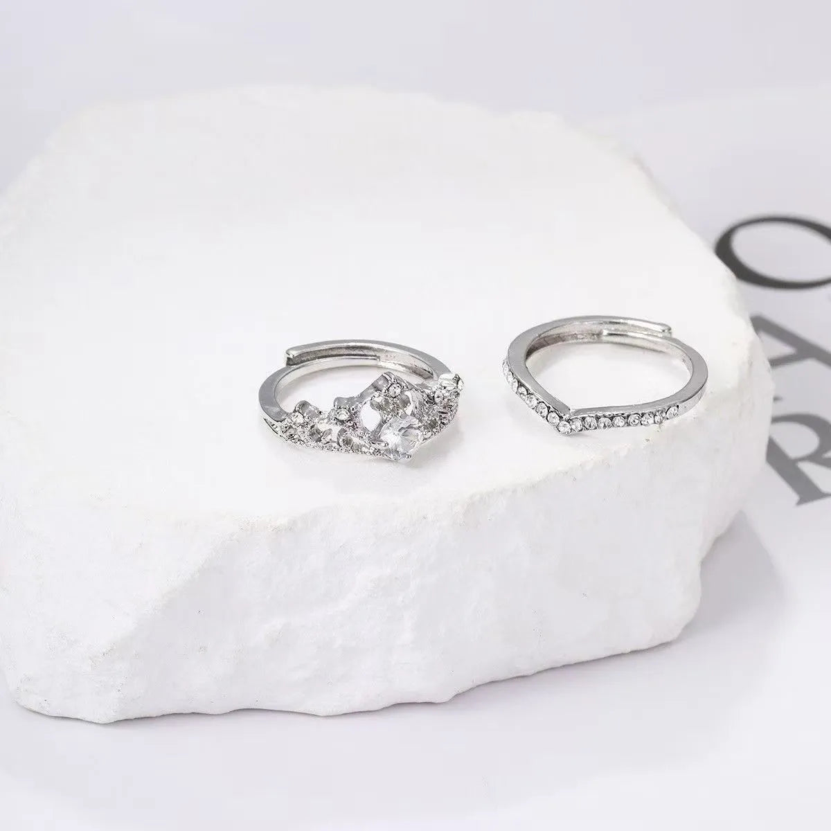 2pc Light Luxury Crown Ring For Women, 2-in-1 Detachable Niche Design Ins Trendy Stackable Diamond Ring, Gift For Girlfriend